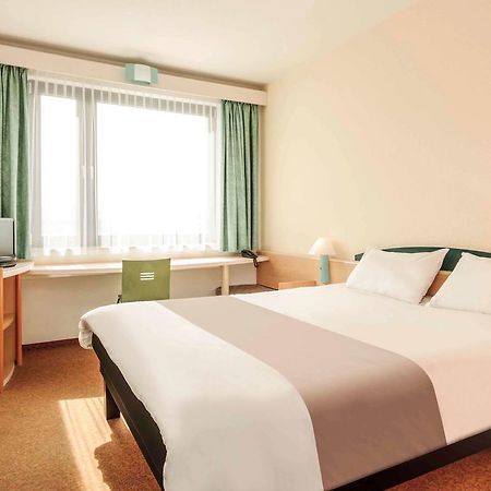 ไอบิส รอสต็อค อัท ชตัดทาเฟน Hotel ภายนอก รูปภาพ